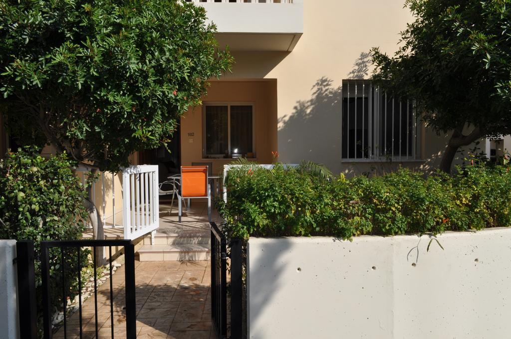 Sunset Garden Villa เปร์โวเลีย ภายนอก รูปภาพ